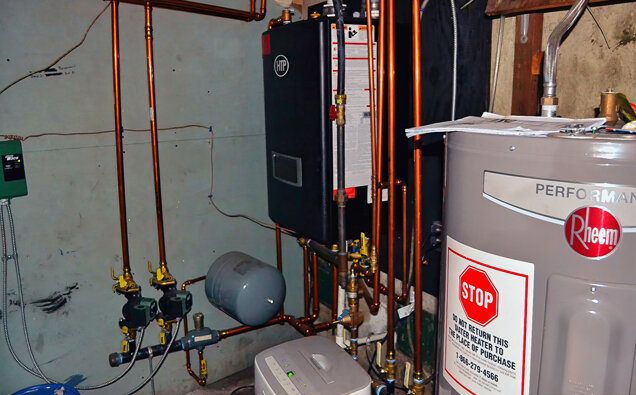 https://karrinyuphotwater.com.au/uploads/2025/06/electric-hot-water-system-58729.jpg
