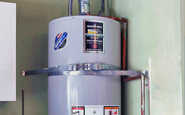 https://karrinyuphotwater.com.au/uploads/2025/06/gas-hot-water-system-30845.jpg