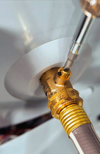 https://karrinyuphotwater.com.au/uploads/2025/06/hot-water-servicing-24274.jpg