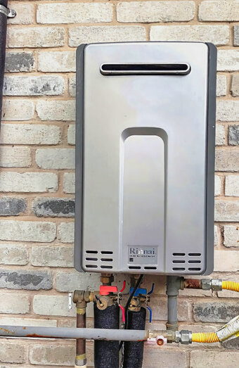 https://karrinyuphotwater.com.au/uploads/2025/06/instant-hot-water-systems-48570.jpg