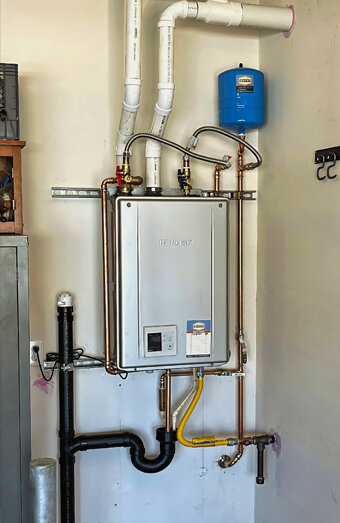 https://karrinyuphotwater.com.au/uploads/2025/06/instant-hot-water-systems-98444.jpg